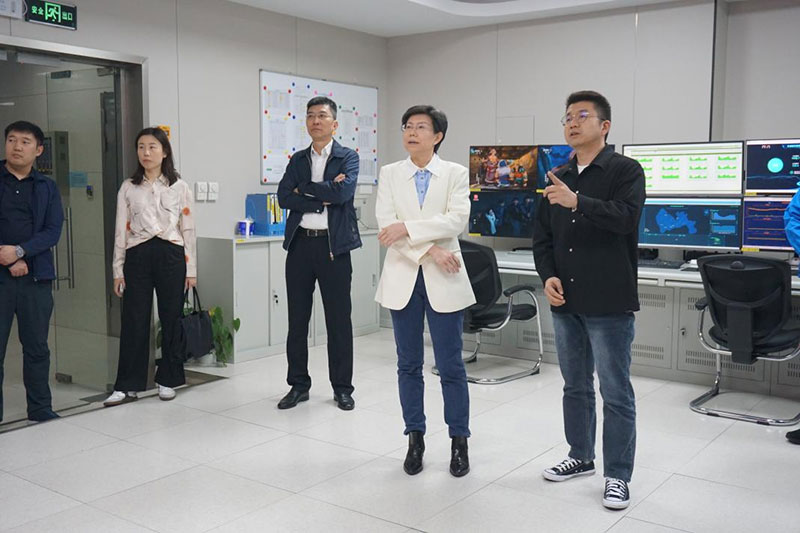 中國廣電陳薇調(diào)研廣東廣電網(wǎng)絡，要求加快“全省一網(wǎng)”整合